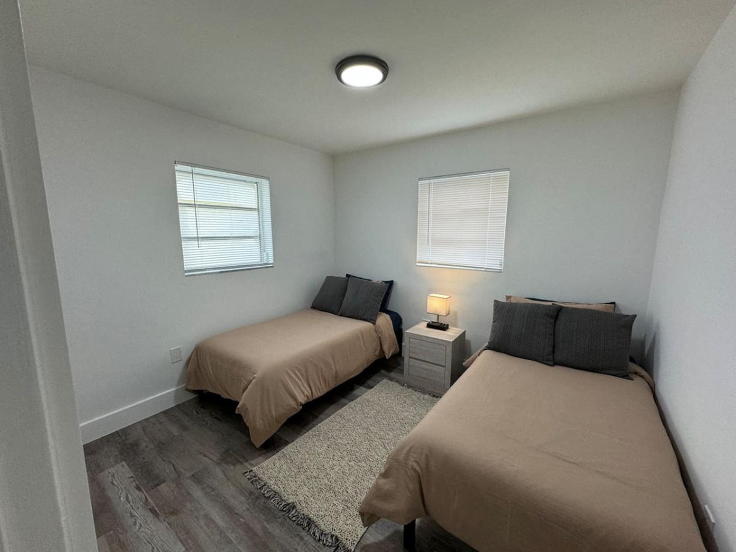 Remodeled Little Havanna Apartments Great Location Miami Exterior photo